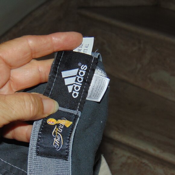 Adidas LA Lakers 2009 NBA 15 Time Champions Hat One Size Gray Distressed Kobe - Picture 8 of 10